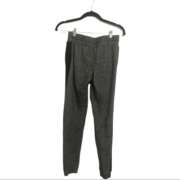 🚫 SOLD | Gray & Black Jogger Pull on Sweatpants w/ Pockets - Picture 3 of 10
